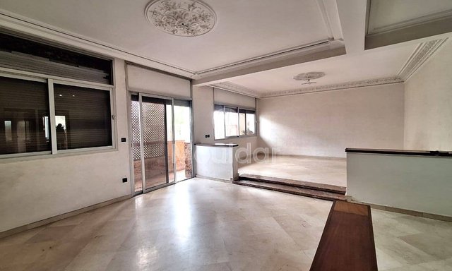 Appartamento in Affitto: 3 Camere al C.I.L di Casablanca