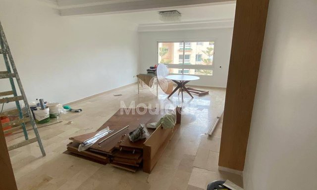 شقة 3 غرف للإيجار في الدار البيضاء - كاليفورنيا