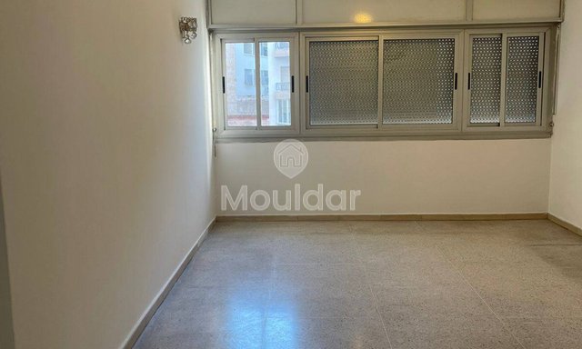 شقة 3 غرف للإيجار في الدار البيضاء - كاليفورنيا - 2