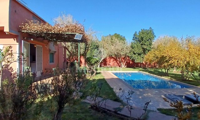 فيلا أحلام في مراكش: مسبح، حديقة وتراس فاخر