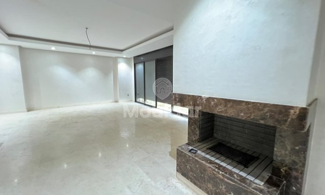 فيلا فاخرة في عين دياب: 4 غرف مع بركة سباحة - 4