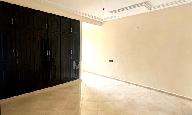 In vendita: Appartamento spazioso a Fès con balcone e ascensore - 9