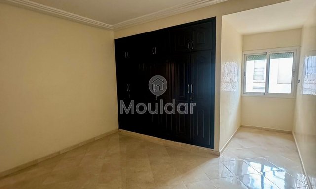 For sale: Spacious apartment in Fes with balcony and elevator - 4