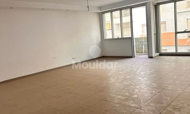 مكتب للبيع في الدار البيضاء: حديث مع شرفة ومرآب - 3