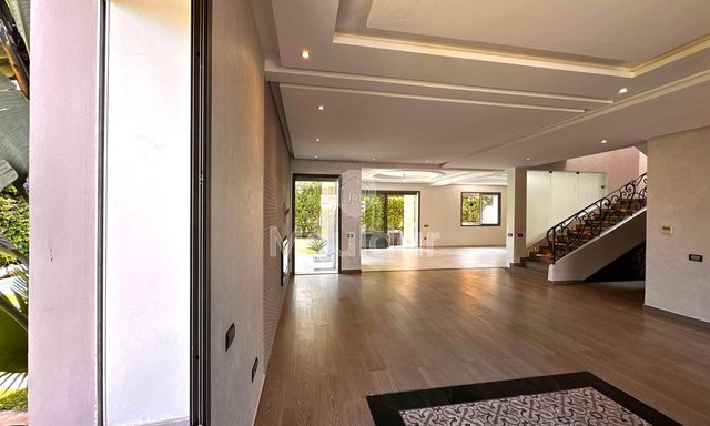 شقة عصرية للإيجار في دار بوعزة مع مسبح - 2