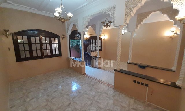 فيلا للإيجار في مراكش: فخامة، شرفة و حمام تقليدي