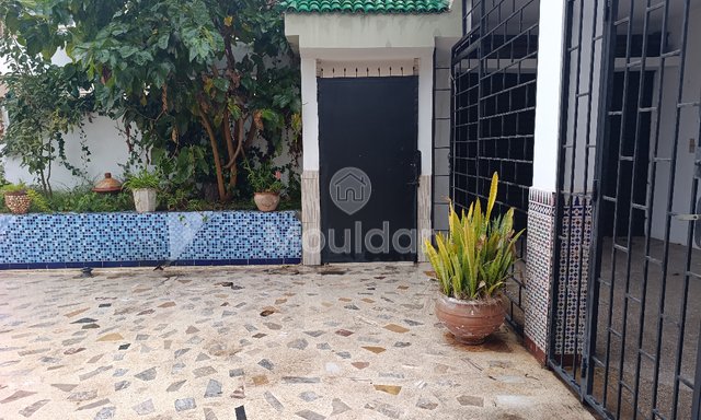 Villa Spacieuse à Vendre à Hay Salam, Salé