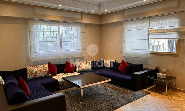 Apartamento mobiliado com 3 quartos para alugar em Maarif, Casablanca