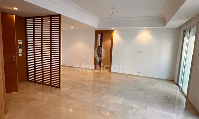 شقة للإيجار: فخامة وراحة في كاسابلانكا سيتي المالية