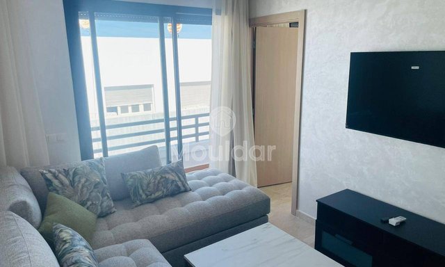 شقة مفروشة للإيجار مع شرفة في المعاريف، الدار البيضاء