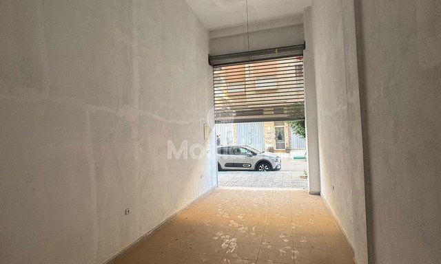 فرصة: بيع عقار تجاري في فاس - 26 م²