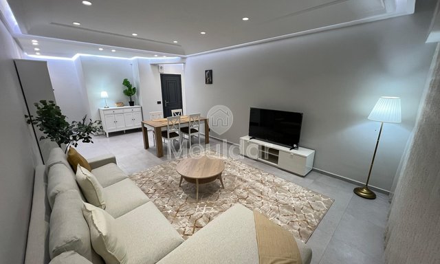 Superbo Appartamento con 3 Camere da Letto in Affitto nel Triangolo d'Oro