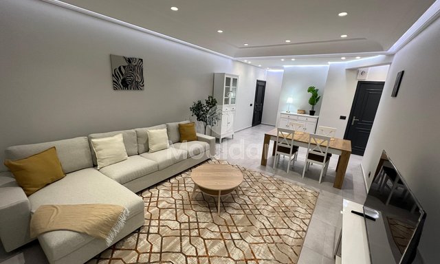 Superbo Appartamento con 3 Camere da Letto in Affitto nel Triangolo d'Oro - 2