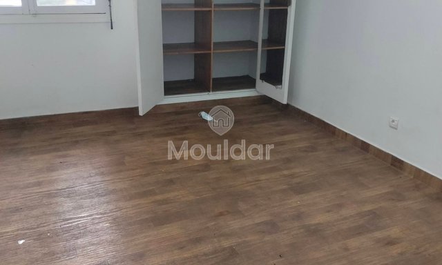 Appartamento 2 Camere da Letto in Affitto con Ascensore a Maarif, Casablanca