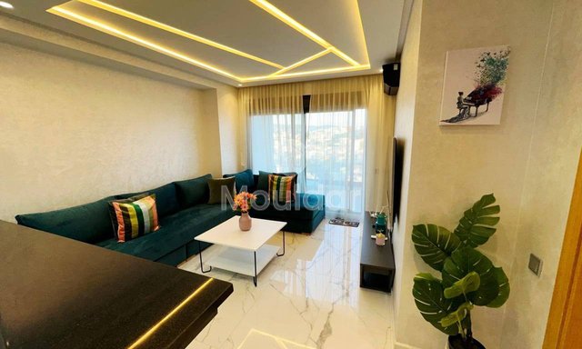 شقة للايجار في طنجة: مطبخ مجهز وراحة حديثة