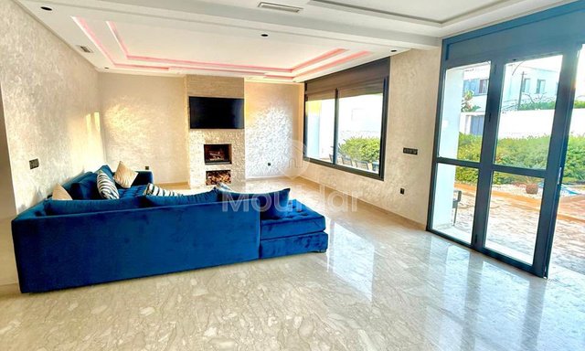 فيلا رائعة مفروشة للإيجار في الدار البيضاء - أنفا