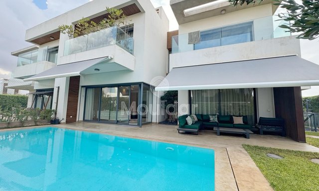 فيلا للبيع في الدار البيضاء، عين دياب