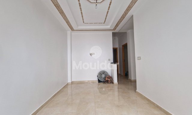 Charming 2-Bedroom Apartment with Balcony in Ksar el-Kebir
