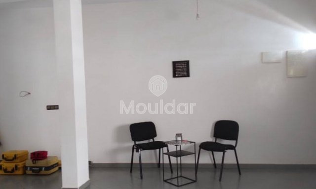 مكتب فسيح للإيجار في أغادير، حي القدس - 60م²