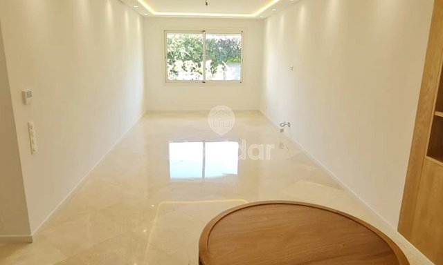 Appartamento 3 Camere da Letto in Affitto - Oasis Casablanca con Parcheggio