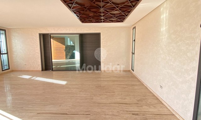 فيلا للبيع في سلا: أناقة وشرفة واسعة - 4