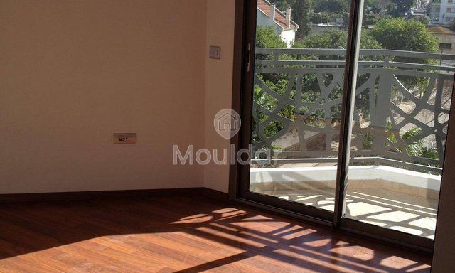 ستوديو للإيجار في الدار البيضاء: الراحة والمرافق مشمولة