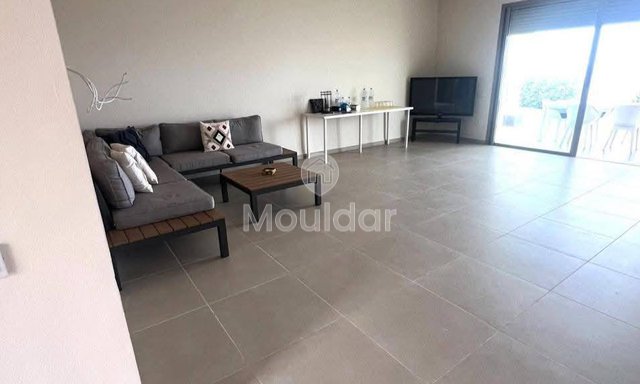 فيلا مفروشة للإيجار في دار بوعزة مع إطلالة على البحر