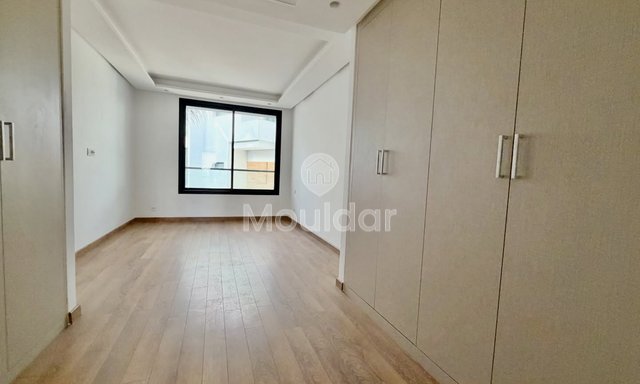 Charming Apartment for Sale in Casablanca with Terrace - 2