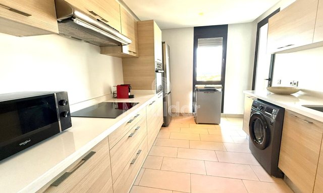 Appartement Meublé à Louer avec Vue Imprenable à Aïn Diab - 7