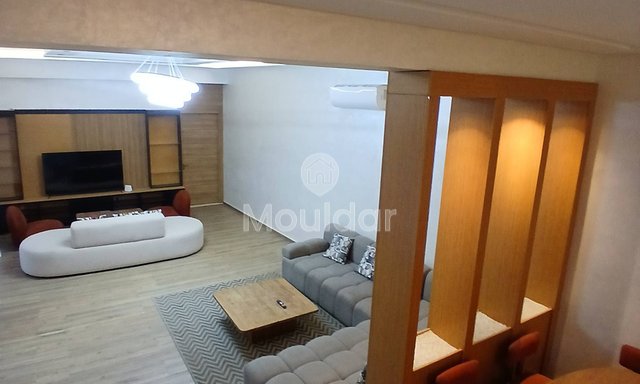 فيلا فاخرة للبيع في مراكش مع حمام سباحة وحديقة - 2