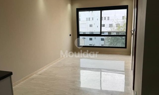 ستوديو للإيجار في الدار البيضاء