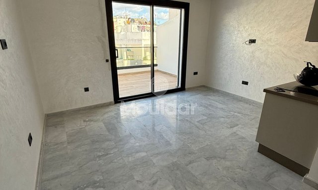 شقة للبيع في الدار البيضاء، بالمير