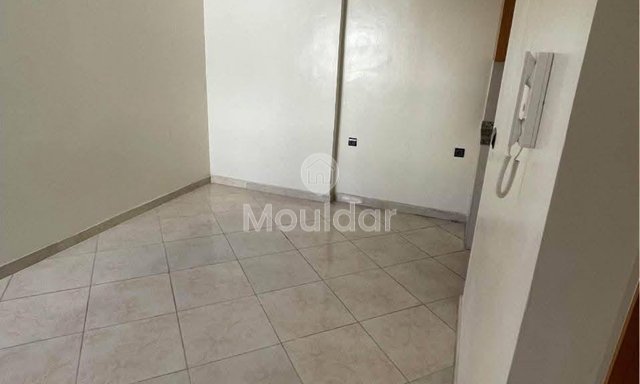 ستوديو للإيجار في الدار البيضاء - 2