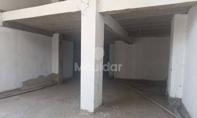 محل تجاري للبيع في الدار البيضاء، واحة