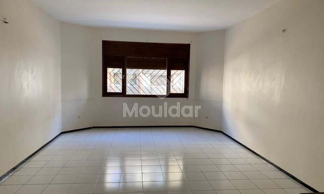 شقة للإيجار في الرباط، أكدال