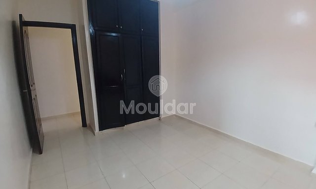 شقة عصرية للإيجار في مراكش - 4 غرف مع تراس