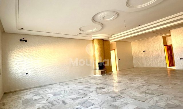 شقة للإيجار في فاس، طريق إيموزير