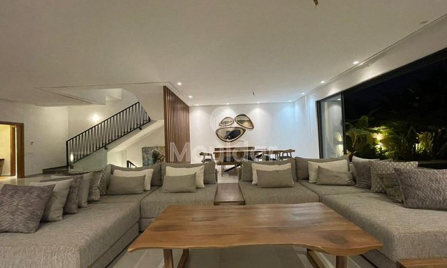 فيلا للإيجار في مراكش طريق تاهناوت