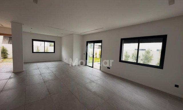 شقة دوبلكس للإيجار في بوسكورة