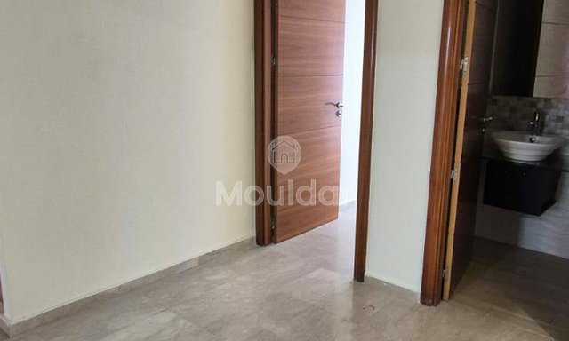 شقة للإيجار في الدار البيضاء، مثلث الذهب - 2