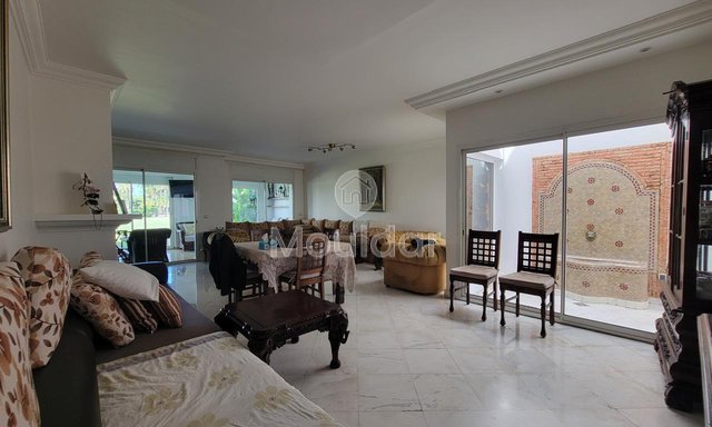 فيلا للبيع في الدار البيضاء