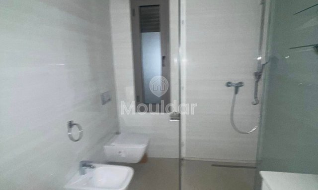 فيلا للإيجار في عين دِياب، الدار البيضاء