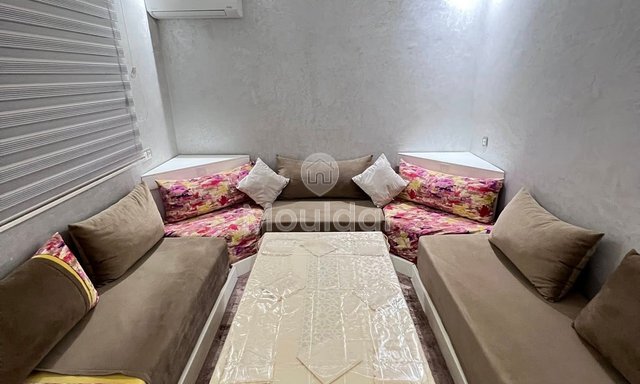 شقة للإيجار في أغادير، حي محمدي