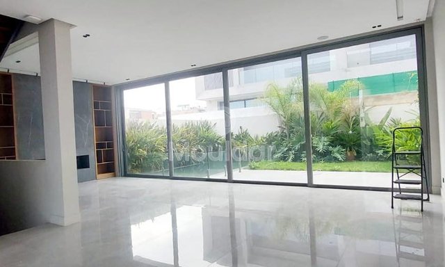 فيلا للإيجار في الدار البيضاء، عين الدياب - 2