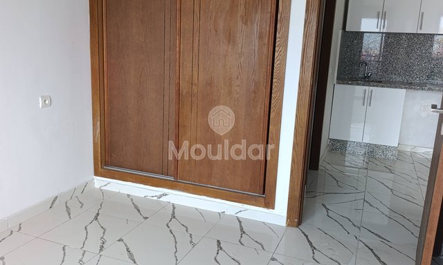 شقة للإيجار في وسط مدينة الدار البيضاء - 2