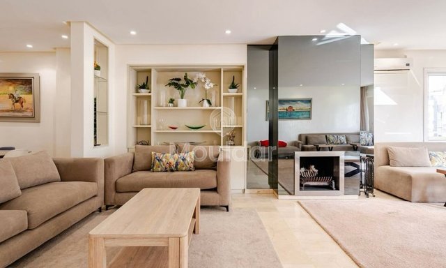 شقة للإيجار في راسين، الدار البيضاء