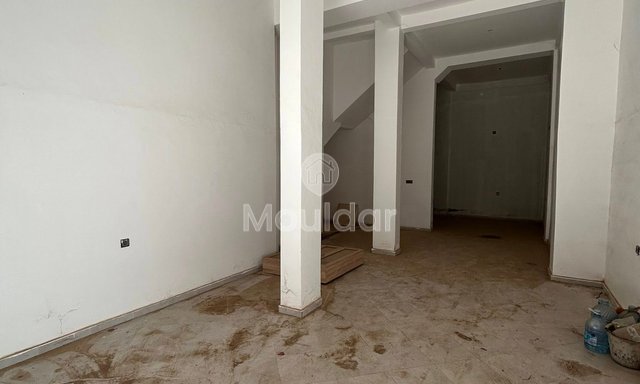 محل تجاري للبيع في أيت ملول - 2