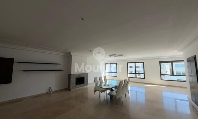 شقة للايجار في الدار البيضاء، حي الراسين