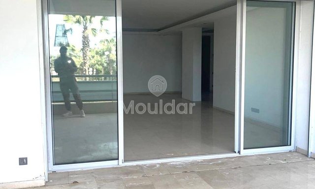 شقة للبيع في عين دياب، الدار البيضاء