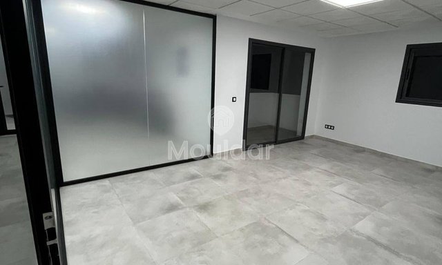 Bureau à louer à Casablanca, Roches Noires